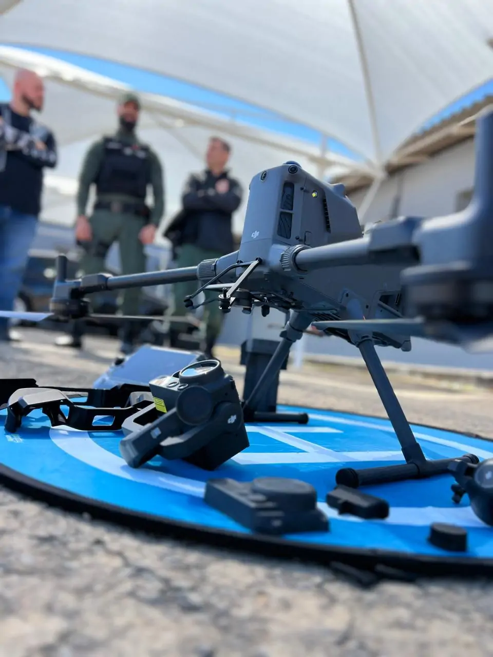 Presídios do ES recebem drone capaz de enxergar no escuro e localizar fugitivos