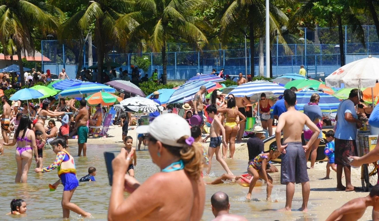 Feriadão de Nossa Senhora Aparecida vai ser com calor e temperatura de até 35ºC no ES