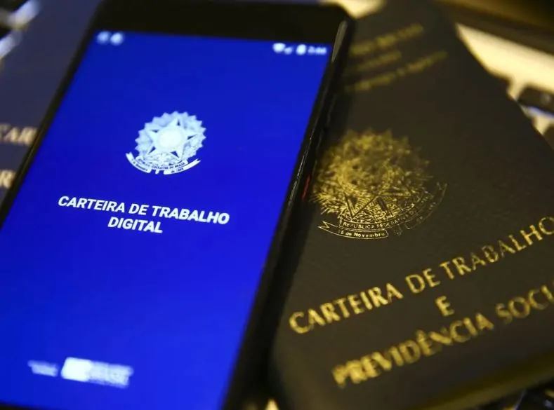 Semana começa com milhares de vagas no ES